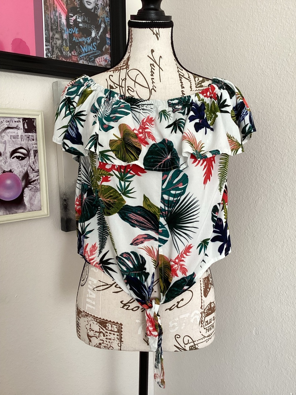 Miss Lili Tropical Off-Shoulder Tie-Front Women’s Top Large